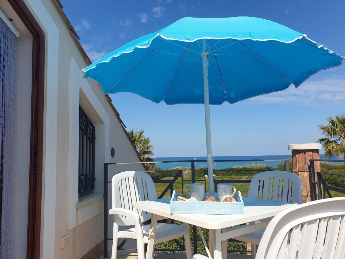 Villa Amare カンポフェリーチェ・ディ・ロッチェッラ エクステリア 写真